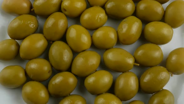 Green olives fruits alt