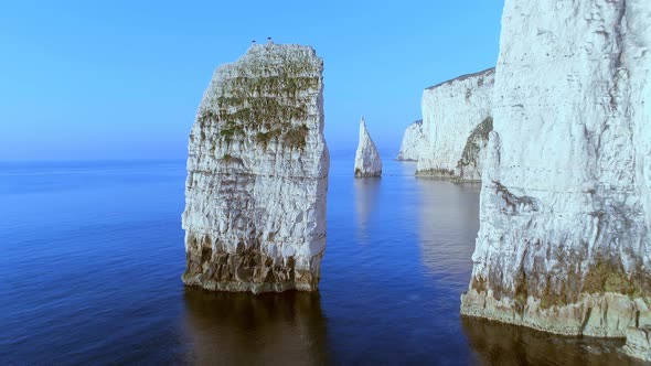 Close Fly by of Chalk Cliffs in England alt