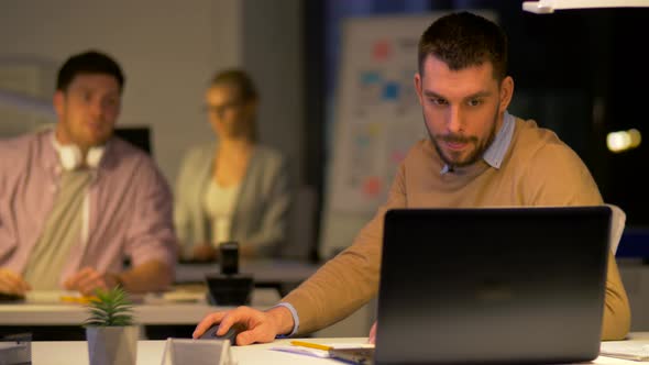 Office Worker with Laptop Asks Colleague for Help 44 alt