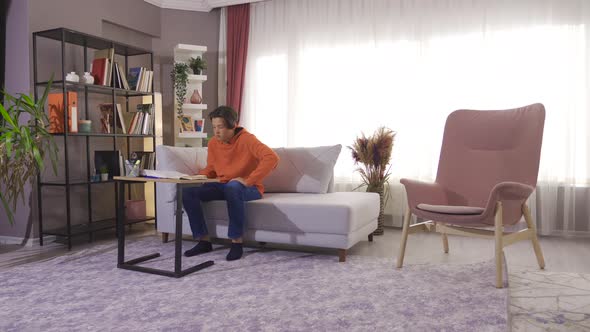 Fainting and falling to the ground. alt