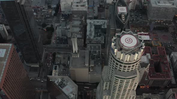 Beautiful Circling Overhead Birds View of Famous Skyscraper in Downtown Los Angeles alt