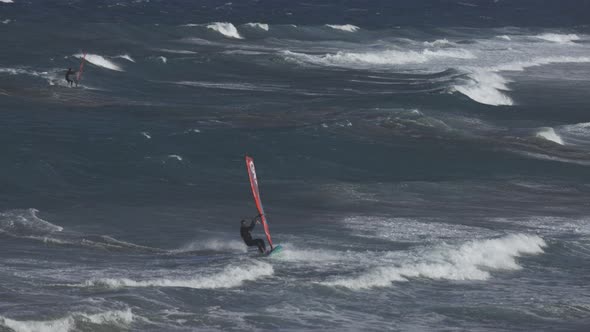 Kite Surfers in El Medano Tenerife alt