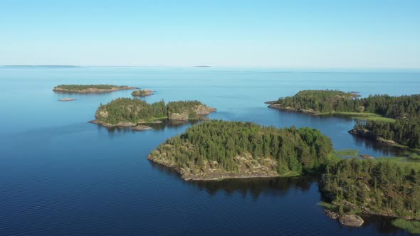 Skerriy in the northwestern part of the Lake Ladoga