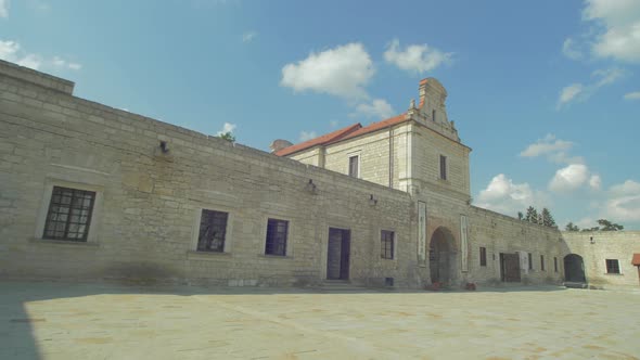 Wall of a fortress alt