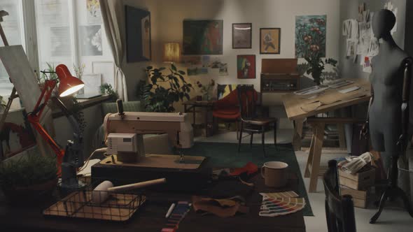 Workspace of Fashion Designer alt