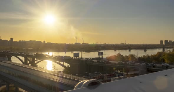 Timelapse of City Life alt