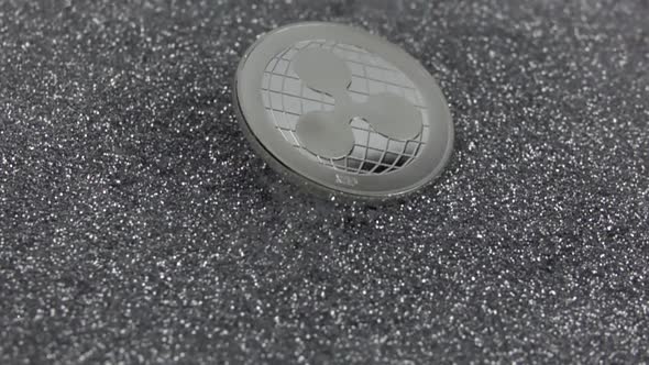 Ripple Cryptocurrency Falls on Silver Sparkles alt