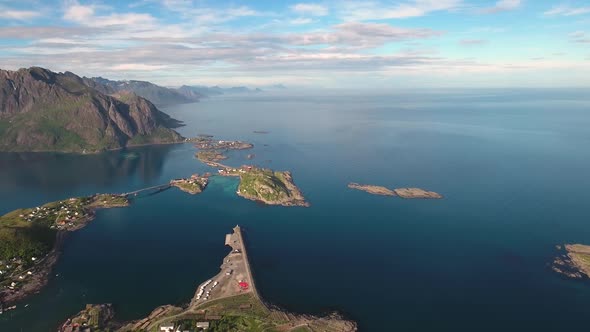 Lofoten Archipelago Islands alt