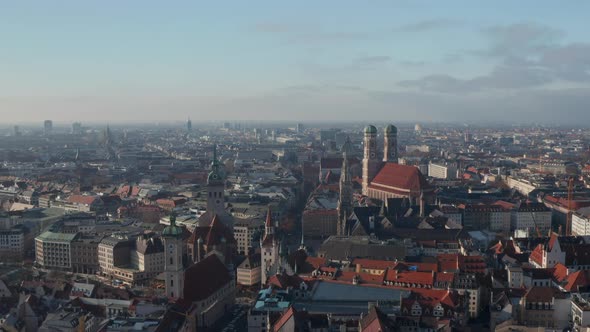 The Famous German Cathedrals Frauenkirche, New Town Hall and St. Peter's Church in City Center of alt
