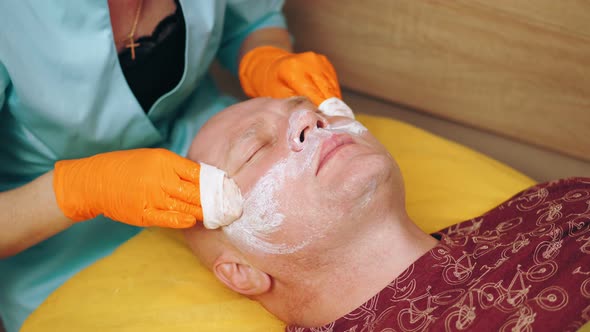 Cosmetology Men's Face Cleaning alt