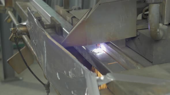 Close up view of a welding machine alt