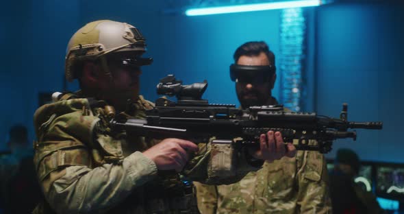 Soldier Testing VR Technology alt