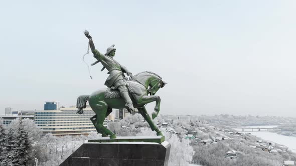 Monument to Salavat Yulaev alt
