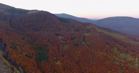 Landscape Small Village in a Mountainous Area on a Autumn Morning Day alt