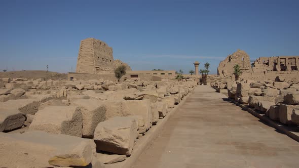 Karnak Temple in Luxor Egypt alt