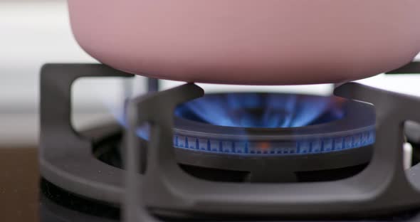 Gas cooking stove at home alt