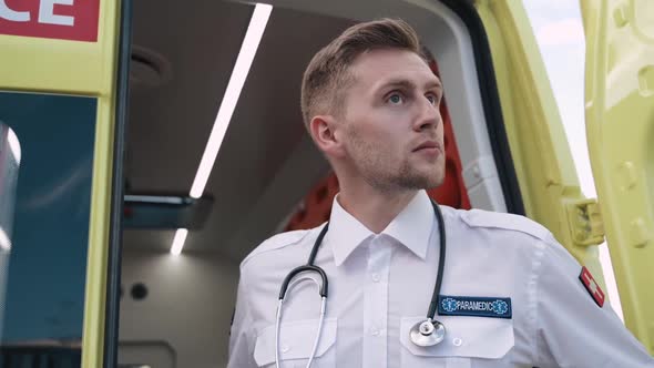 Doctor Video Footage - A Man Looking Around alt