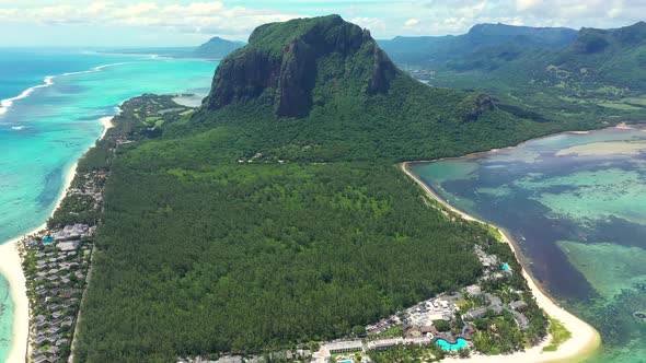 Aerial view of Mauritius island panorama and famous Le Morne Brabant mountain, beautiful blue lagoon alt