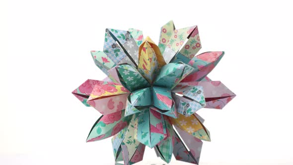 Beautiful Origami Patterned Flower. alt