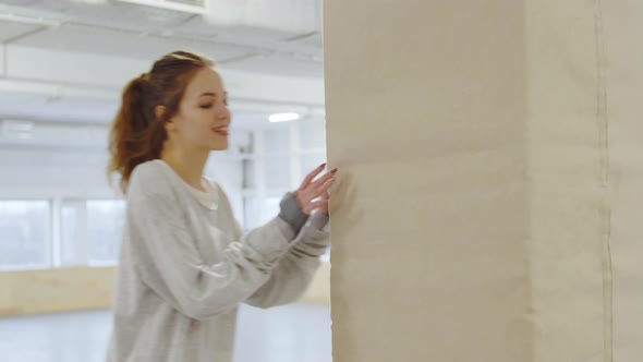 Novice Inline Skater Rollerblading alt