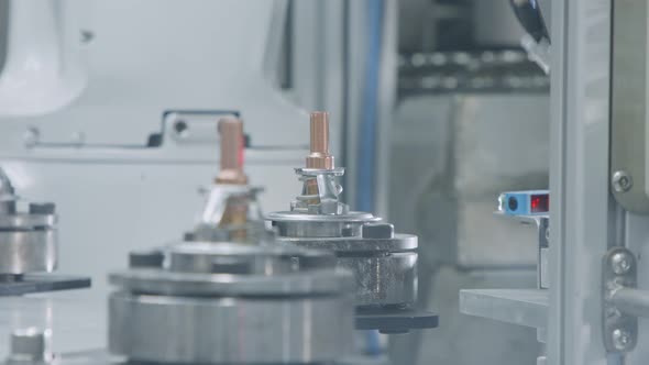 Advanced robotic machine manufacturing parts in an automated assembly line alt