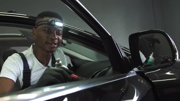 Attractive African American Guy alt