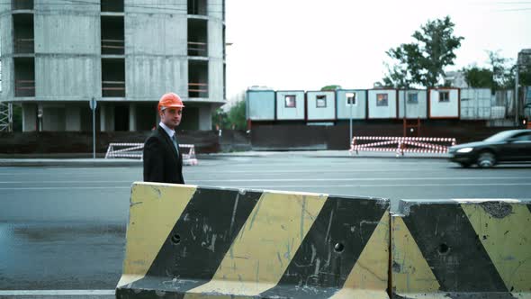Architect Plays and Ape Like Stairs Escalator alt