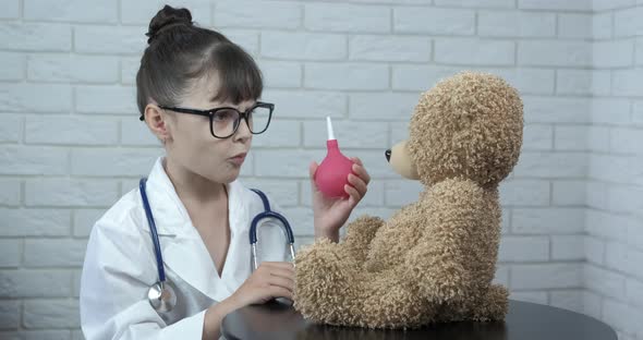 Speak with Sick Teddy Bear alt