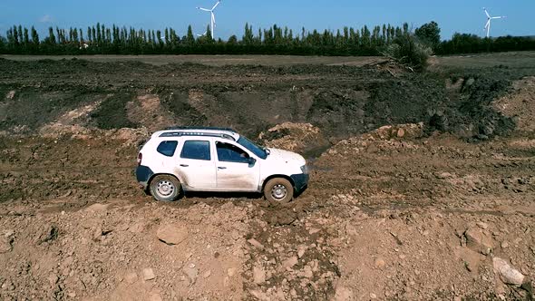 Jeep Stuck in the Mud alt
