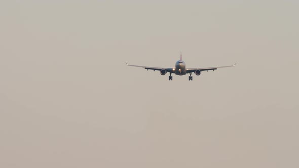Aircraft Approaching for Landing