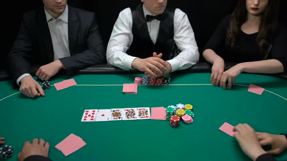 Poker Dealer Turning Up Cards, Risky Players Raising Bet, Hobby Tournament, Luck alt