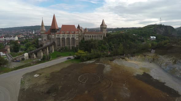 Aerial view of Corvin Castle alt