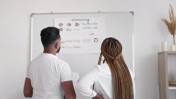 Financial Report Teamwork Discussion Check Data alt