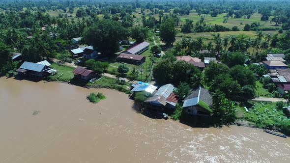4.000 islands near Don Det in southern Laos seen from the sky alt