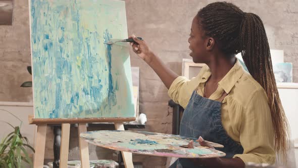 Teaching Art Technique in Studio alt