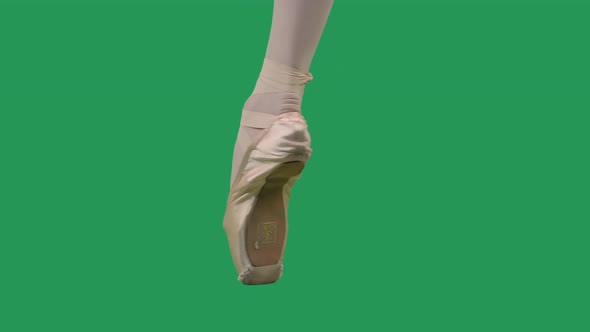 Pointe Shoes Professional Ballet Shoes on Green Screen alt