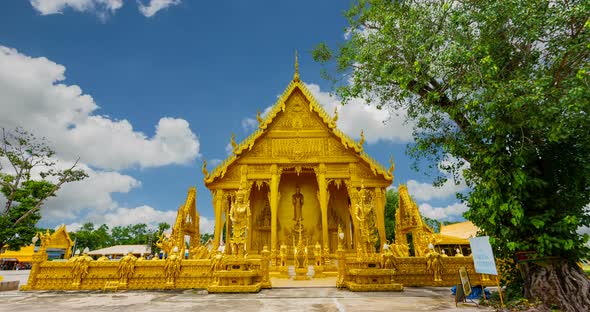 Wat Paknam Jolo  Golden 