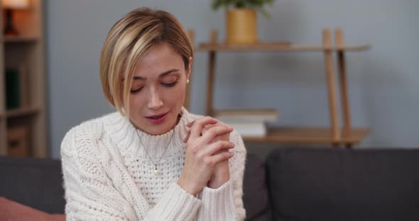 Close Up View of Sad Woman Communicating with Her Therapist in Office  alt