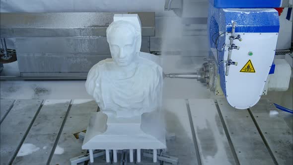 Modeling Julius Caesar Statue alt