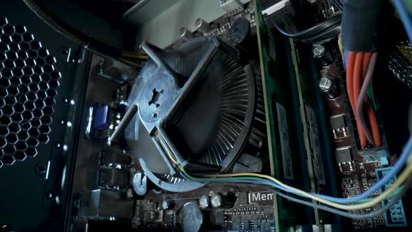 Camera Movement Inside an Computer System Unit alt