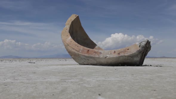 Time-lapse at the Metaphor: The Tree of Utah sculpture in desert. alt