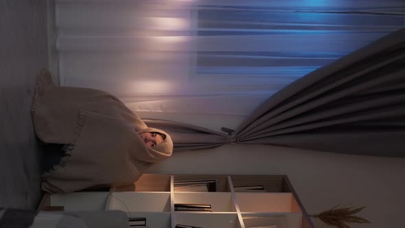 Fear Hiding Lonely Anxiety Afraid Woman Dark Room alt