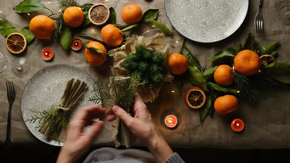Christmas Table Decoration alt