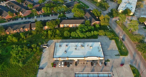 Aerial View Apartmen Building and Car Parking Lot Near 45 Interchanges Freeway in Houston Texas alt