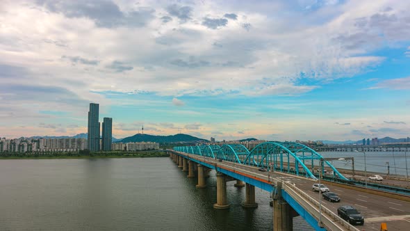 Dongjak Bridge in Seoul, South Korea  alt