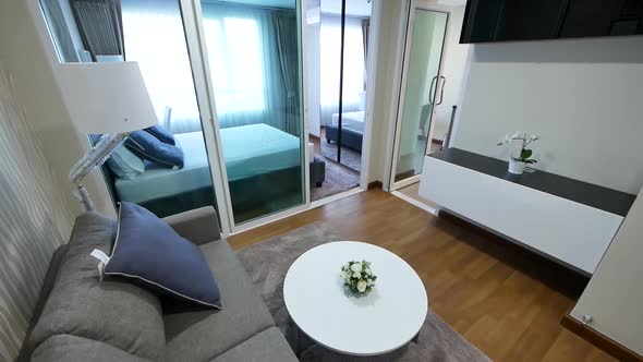 Small but Functional and Stylish Apartment Decoration Idea alt