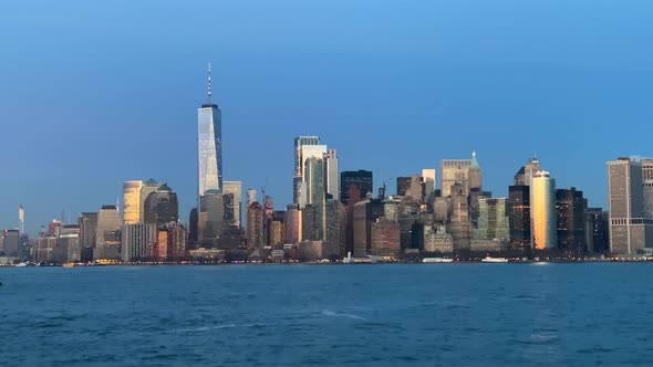 Approaching Downtown Manhattan at Twilight By Boat, NY, USA alt