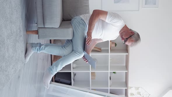 Digital Work Social Media Blog Man Laptop at Home alt