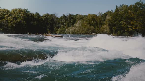 Close-up Shot of Rushing Dangerous Fast River, Foam on Water Rapid Waves of the Niagara alt
