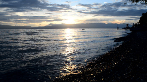 Sunset On The Lake 2 alt